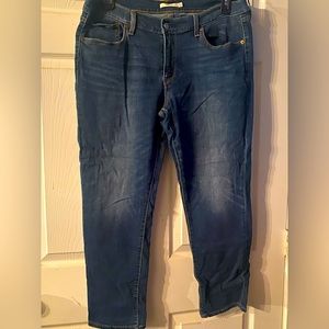 Levi’s Boyfriend Skinny Jeans size 32